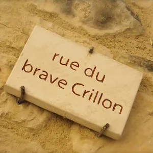 https://relais-du-silence-le-crillon.fr-provencehotel.com